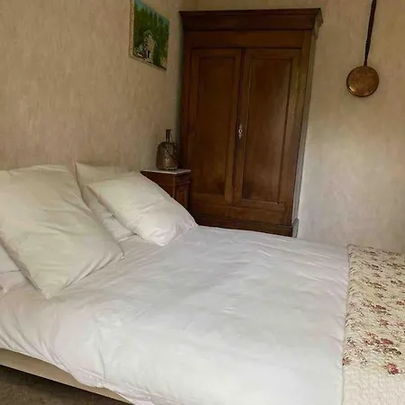 Yvette Holiday home L'Isle-sur-la-Sorgue